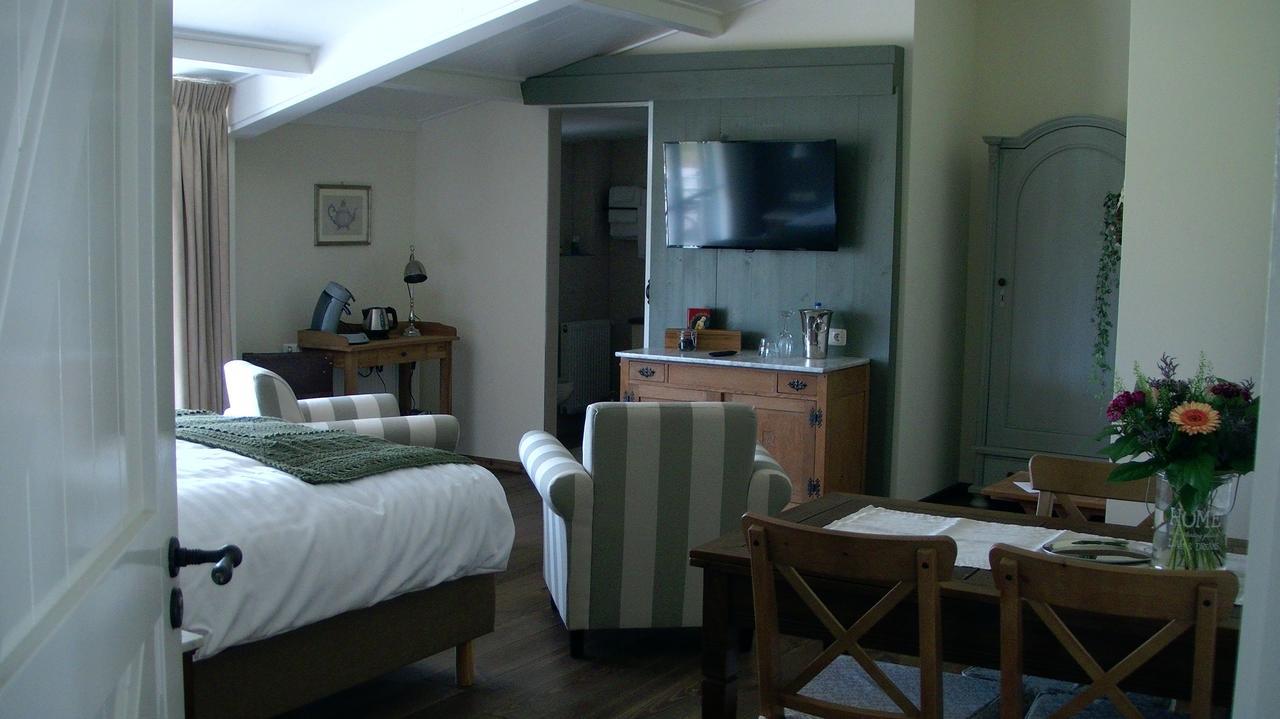 Bed and Breakfast De Turfstaeker à Ospel Extérieur photo