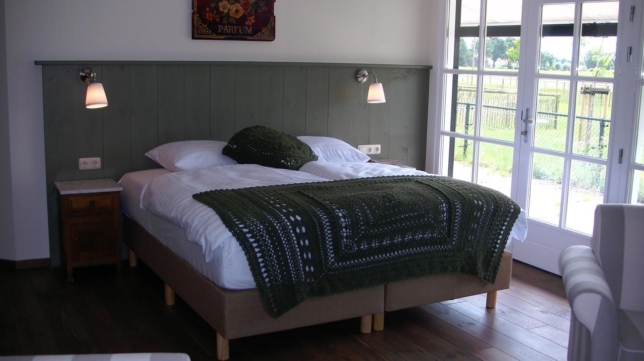 Bed and Breakfast De Turfstaeker à Ospel Extérieur photo