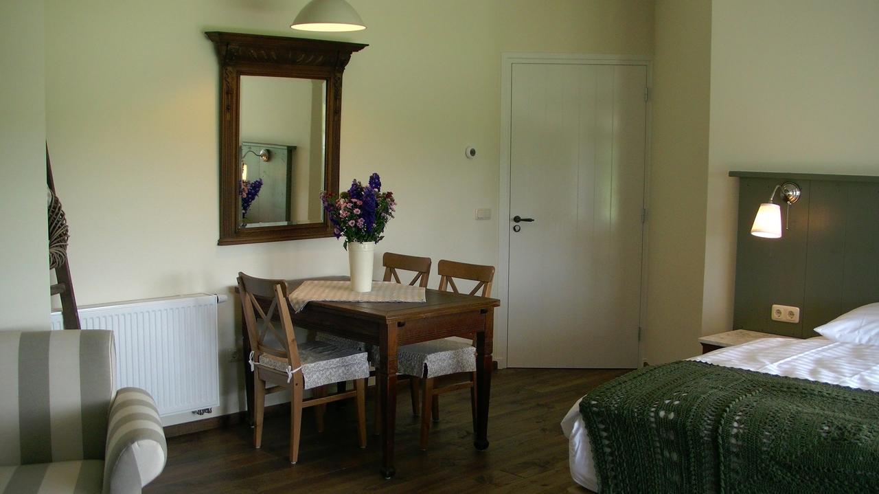 Bed and Breakfast De Turfstaeker à Ospel Extérieur photo