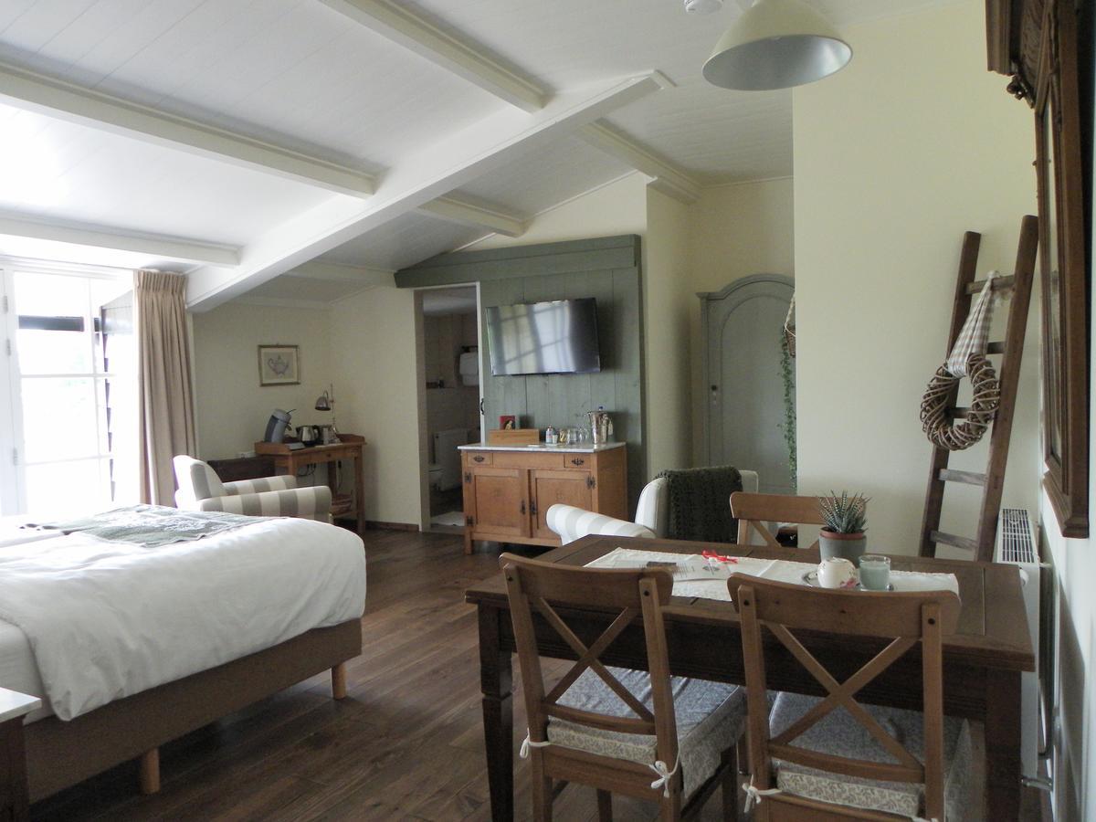 Bed and Breakfast De Turfstaeker à Ospel Extérieur photo