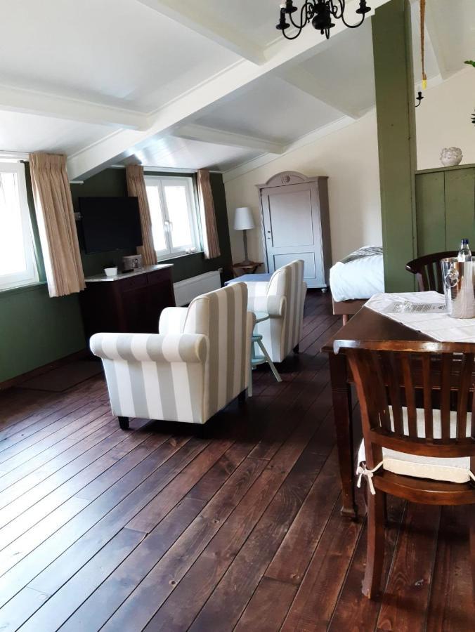 Bed and Breakfast De Turfstaeker à Ospel Extérieur photo