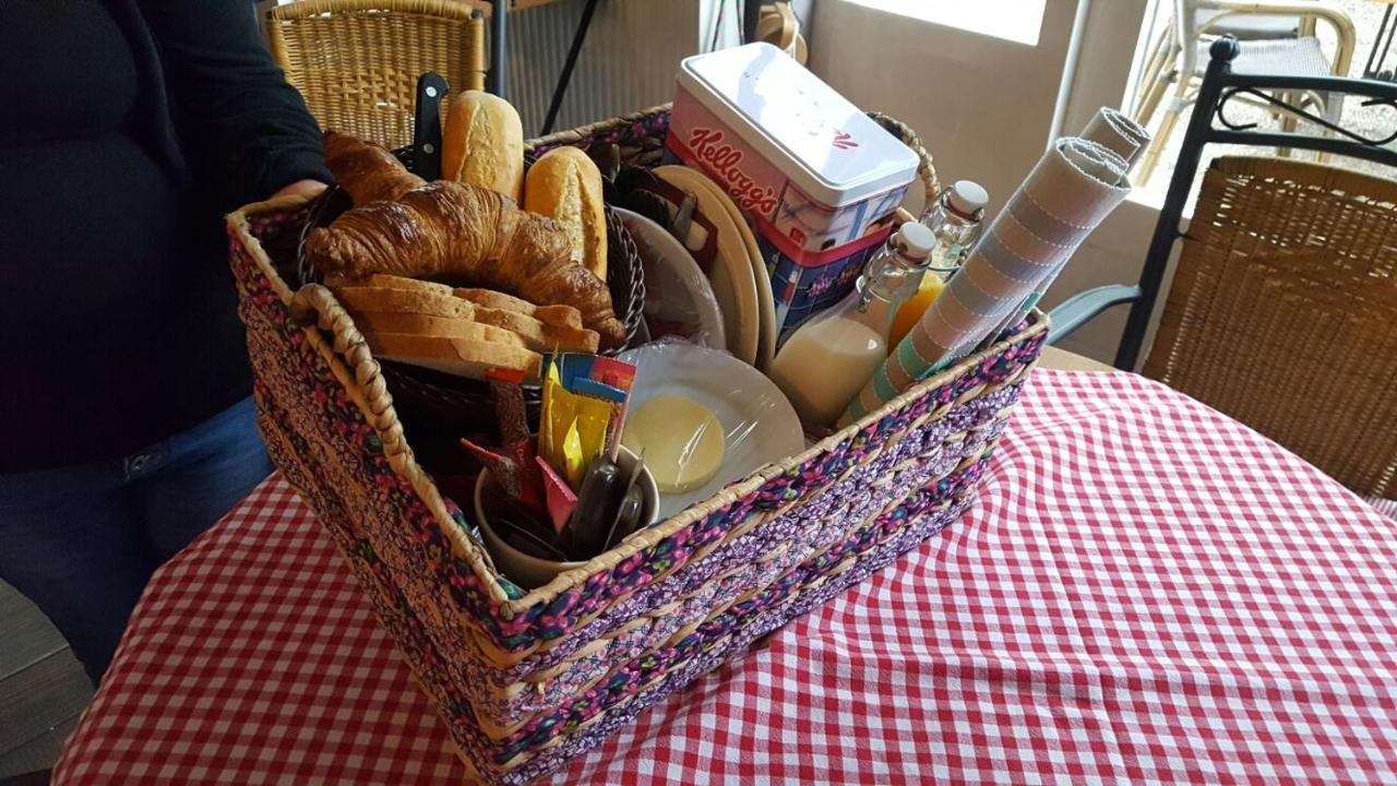 Bed and Breakfast De Turfstaeker à Ospel Extérieur photo